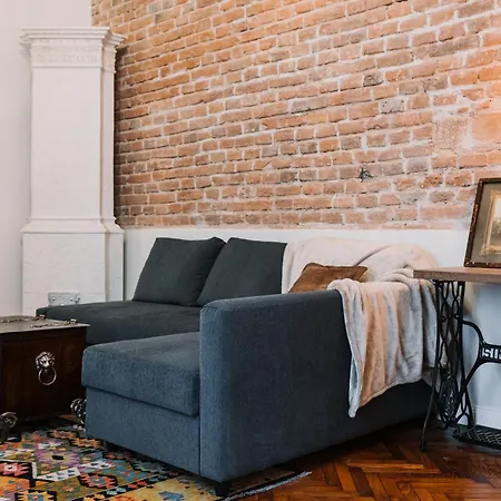 Old Town Apartment