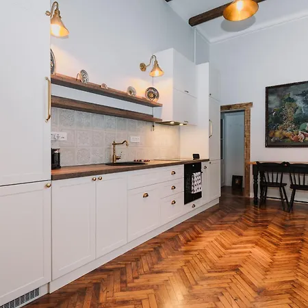 Old Town Apartment